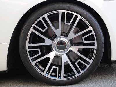 2017 ROLLS-ROYCE DAWN 照片 19