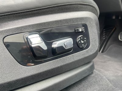 2023 BMW X7 thumbnail 51