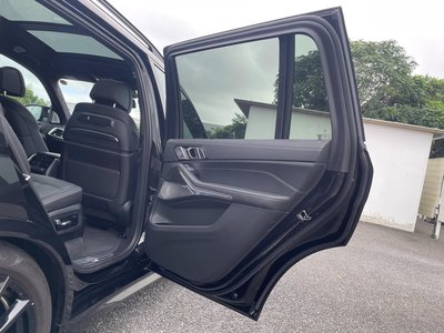 2023 BMW X7 thumbnail 60