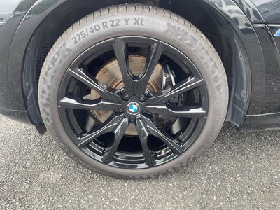 2023 BMW X7 thumbnail 18