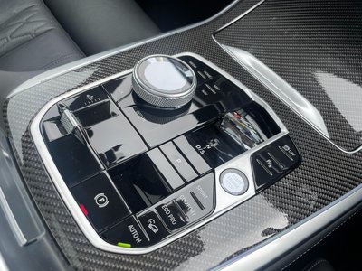 2023 BMW X7 thumbnail 22