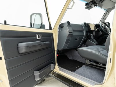 2024 Toyota LAND CRUISER 70 — фото 34