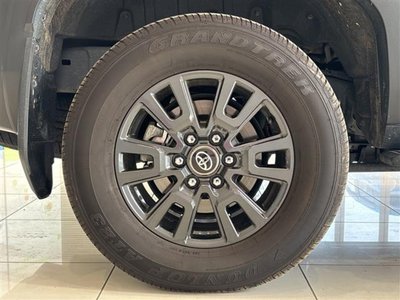 صورة 27 لـ 2024 Toyota LAND CRUISER 250