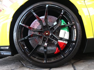 2014 Lamborghini AVENTADOR 照片 15