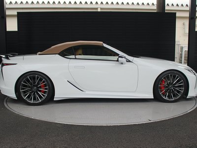 2025 Lexus LC CONVERTIBLE photo 10