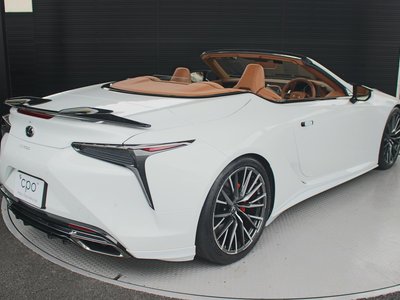 2025 Lexus LC CONVERTIBLE photo 8
