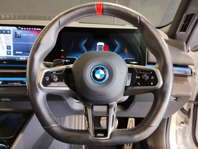 2025 BMW I5 — миниатюра 32