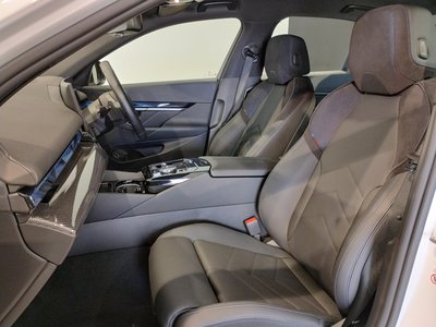 2025 BMW I5 — миниатюра 47