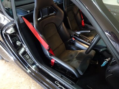 2011 Porsche CAYMAN photo 14