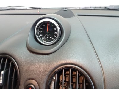 2011 Porsche CAYMAN photo 16