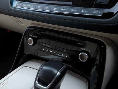 صورة 35 لـ 2018 Toyota CENTURY