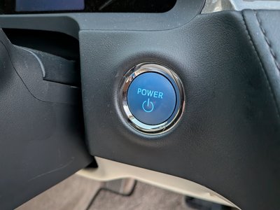 صورة 20 لـ 2018 Toyota CENTURY