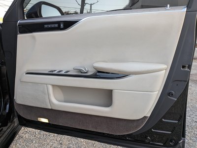 صورة 13 لـ 2018 Toyota CENTURY