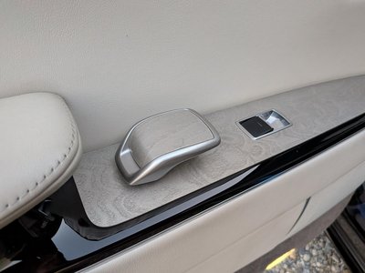 صورة 49 لـ 2018 Toyota CENTURY