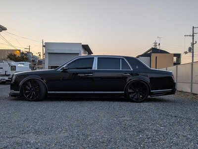 صورة 66 لـ 2018 Toyota CENTURY