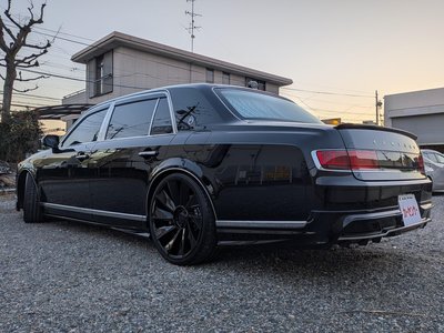 صورة 68 لـ 2018 Toyota CENTURY