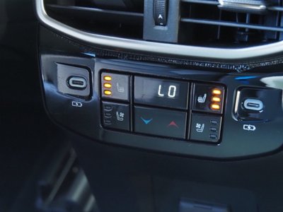 2024 Lexus RX thumbnail 34