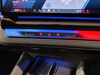 2025 BMW M5 thumbnail 50