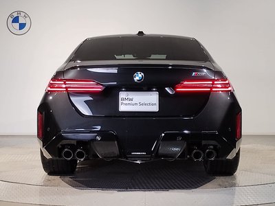 2025 BMW M5 photo 8
