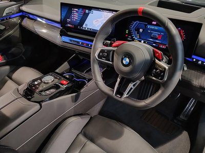 2025 BMW M5 thumbnail 28