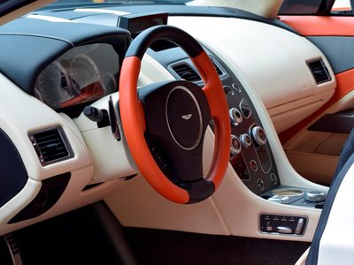 صورة مصغرة 47 لـ 2016 Aston Martin RAPIDE