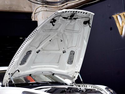 صورة مصغرة 16 لـ 2016 Aston Martin RAPIDE