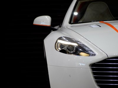 صورة مصغرة 13 لـ 2016 Aston Martin RAPIDE