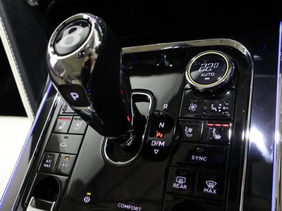 2022 Bentley FLYING SPUR — фото 34