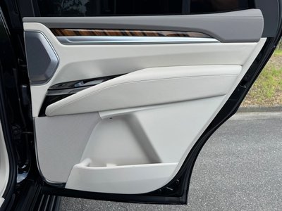 صورة مصغرة 44 لـ 2025 Cadillac ESCALADE