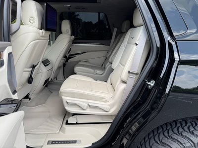 صورة مصغرة 37 لـ 2025 Cadillac ESCALADE