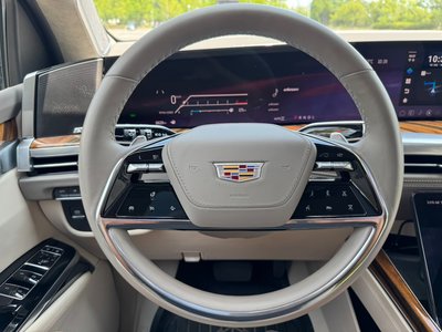 صورة مصغرة 25 لـ 2025 Cadillac ESCALADE