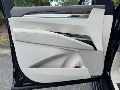 صورة مصغرة 41 لـ 2025 Cadillac ESCALADE