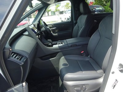 2025 Toyota VELLFIRE 照片 42