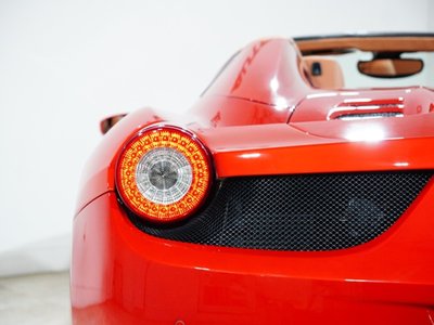 صورة 9 لـ 2012 Ferrari 458 SPIDER