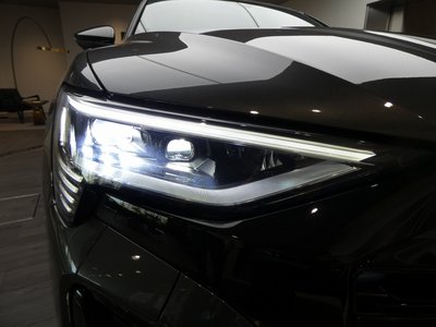 2025 AUDI Q8 E-TRON — миниатюра 110
