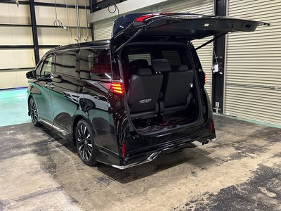 صورة 64 لـ 2025 Toyota ALPHARD