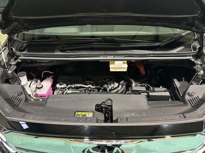 صورة 77 لـ 2025 Toyota ALPHARD