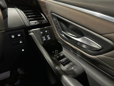 صورة 62 لـ 2025 Toyota ALPHARD