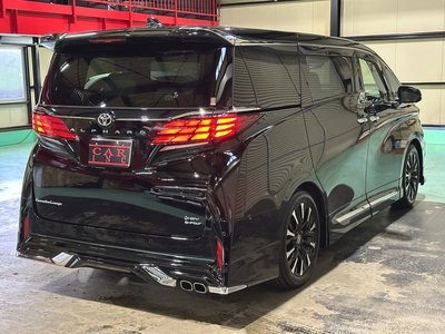 صورة 30 لـ 2025 Toyota ALPHARD