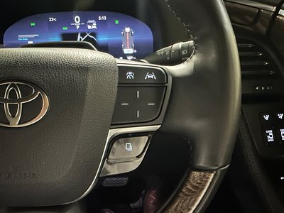 صورة 18 لـ 2025 Toyota ALPHARD