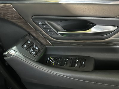 صورة 23 لـ 2025 Toyota ALPHARD