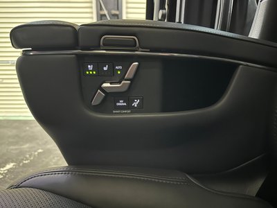 صورة 41 لـ 2025 Toyota ALPHARD