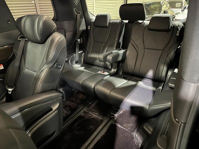 صورة 37 لـ 2025 Toyota ALPHARD