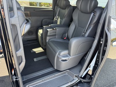 2026 Toyota ALPHARD — фото 34