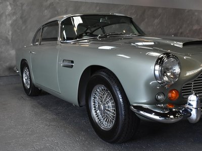 1963 Aston Martin DB4 — фото 6