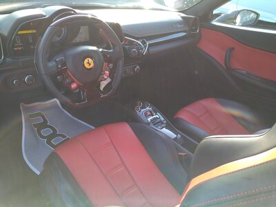 2015 Ferrari 458 SPIDER 照片 13