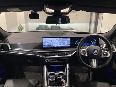 صورة 7 لـ 2024 BMW X6