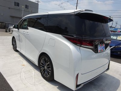 2024 Toyota VELLFIRE photo 12
