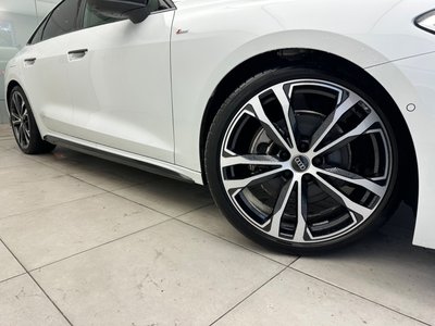 2025 AUDI A5 photo 10