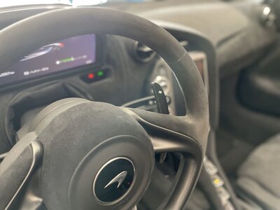 صورة 25 لـ 2019 Mclaren 720S SPIDER